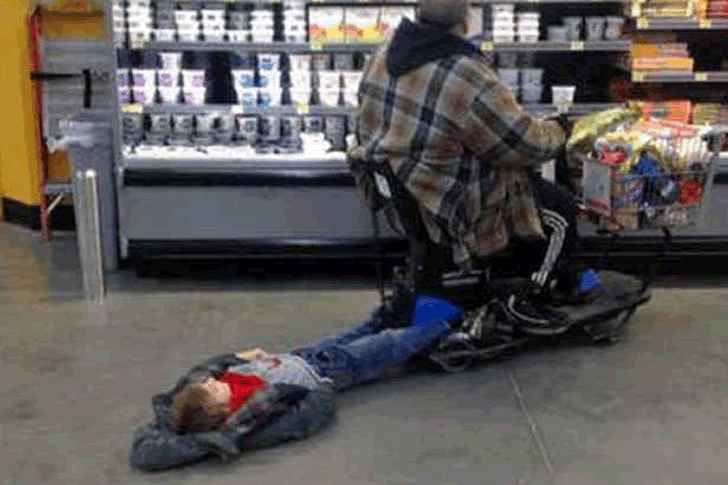 zr&oacute;b-najbardziej-niesamowite-zdjęcia-w-walmarcie