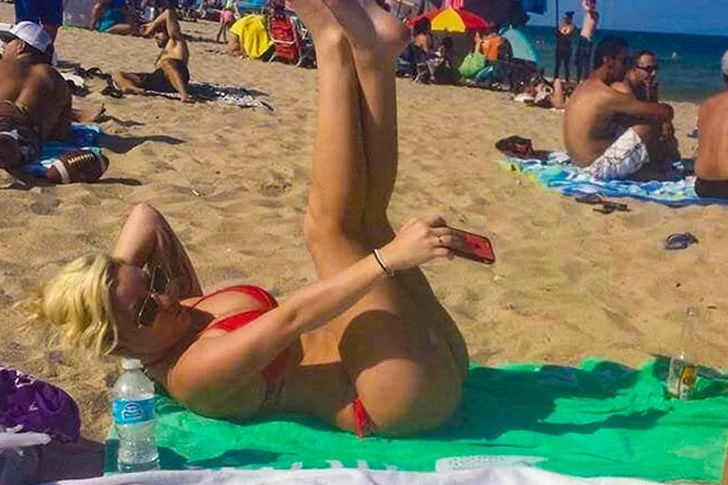 27 photos de plage qui ne sont plus socialement acceptables